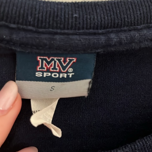 Navy - Picture 2 of 3